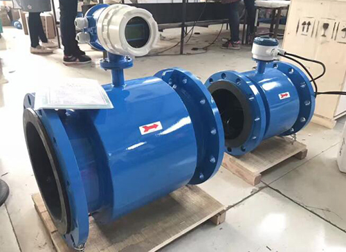 鹽水電磁流量計(jì)產(chǎn)品圖